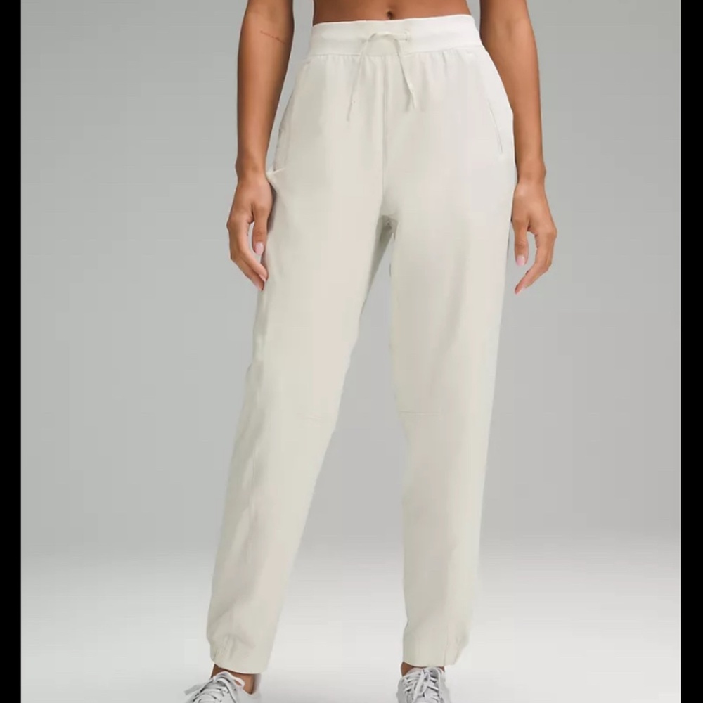 Lululemon License to Train High Rise Pant